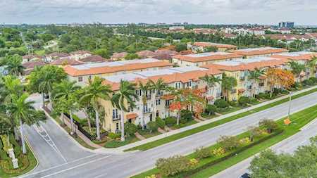 56 Via Floresta Drive Boca Raton, FL 33487