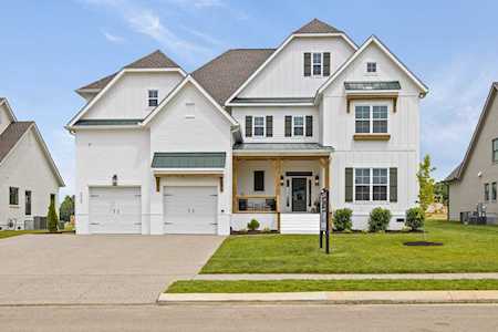 5929 Hunt Valley Dr Spring Hill, TN 37174