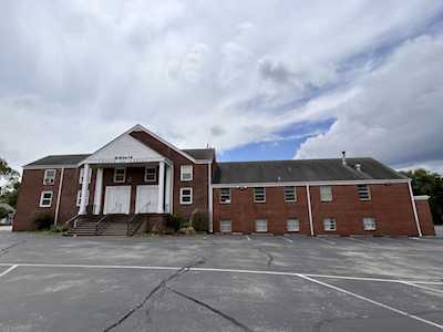 99 Thompson Ln Nashville, TN 37211
