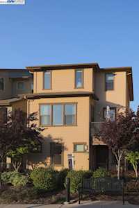 2112 Jubilee Dr Hayward, CA 94541