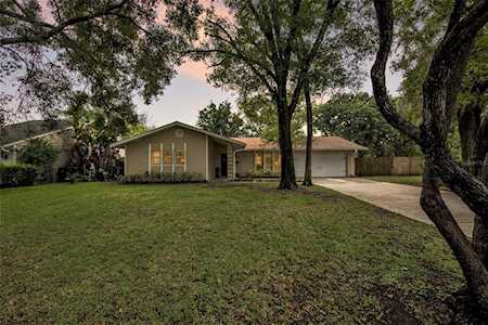 17811 Sunrise Dr Lutz, FL 33549