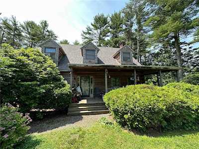 15 Belforest Ln Hopkinton, RI 02832