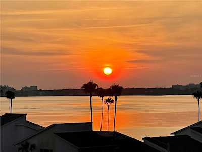 1480 Gulf Blvd #509 Clearwater, FL 33767