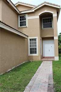 2443 SW 157th Ave Miramar, FL 33027