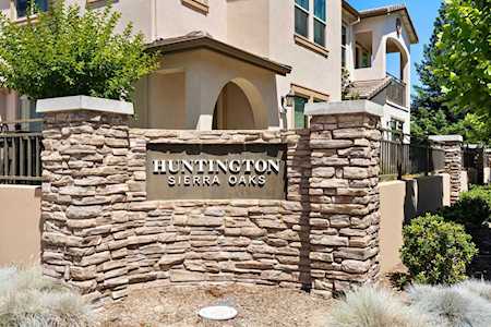 2552 Villa Terrace Lane Sacramento, CA 95825
