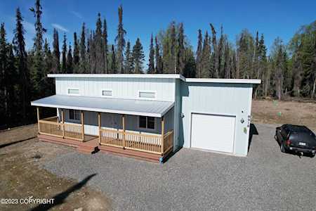 8918 N Amy Circle Willow, AK 99688