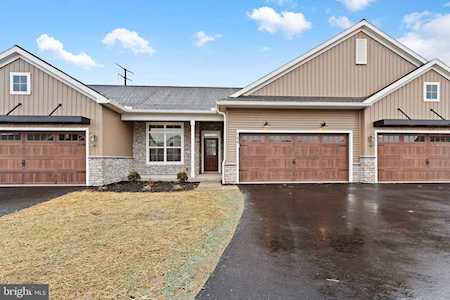 741 Aurora Dr #422 Mechanicsburg, PA 17055