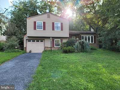 585 Cardinal Dr Harrisburg, PA 17111