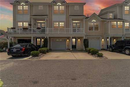 2503 New London Ct Virginia Beach, VA 23454