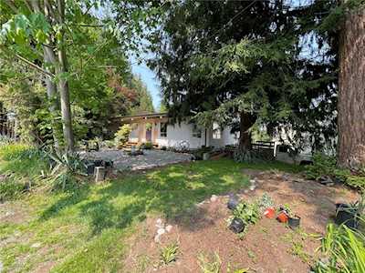 17612 Alder Way Lynnwood, WA 98037