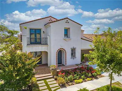 204 Radial Irvine, CA 92618