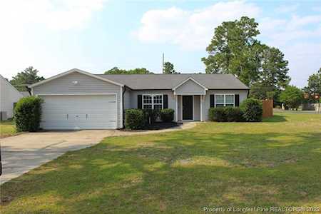 20 Old English Ln Spring Lake, NC 28390