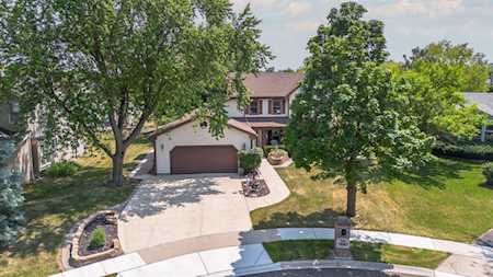 341 New Mills Ct Schaumburg, IL 60193