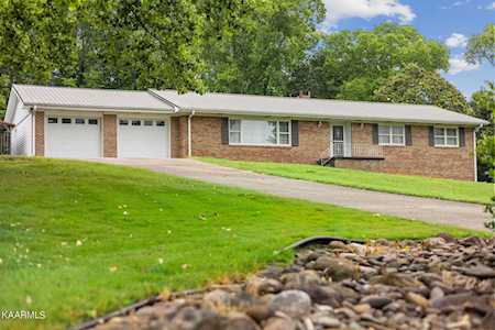 100 Davidson Ln Oak Ridge, TN 37830