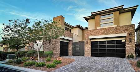 14 Moonfire Dr Las Vegas, NV 89135