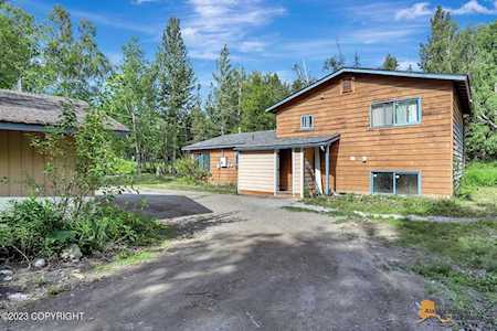 2721 N Cottonwood Loop Wasilla, AK 99654