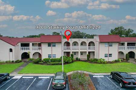 9700 Starkey Rd #224 Seminole, FL 33777