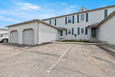186 Malloy Lane Blacklick, OH 43004