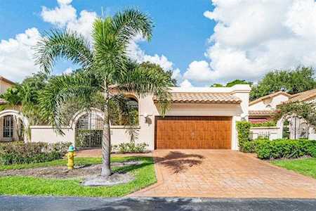 555 Deer Creek Via Genova Deerfield Beach, FL 33442