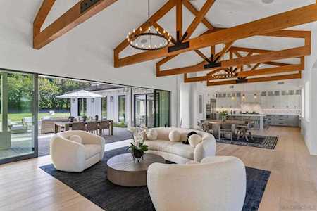 16827 Via De La Valle Rancho Santa Fe, CA 92067