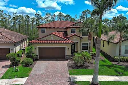 9356 River Otter Dr Fort Myers, FL 33912