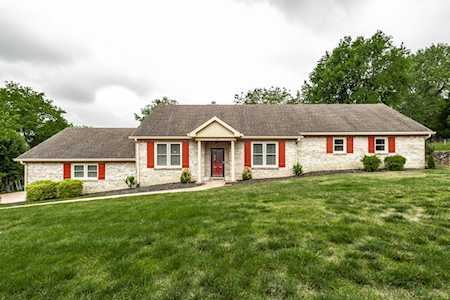 1122 Forestpointe Hendersonville, TN 37075