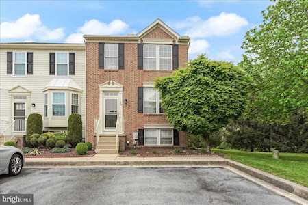 29 Wisteria Dr Newark, DE 19702