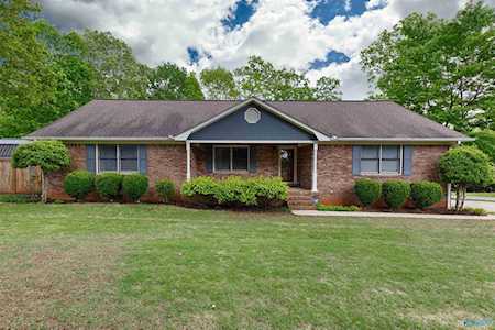 201 Chipmunk Circle New Market, AL 35761