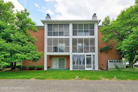 111 Donard Park Ave Louisville, KY 40218