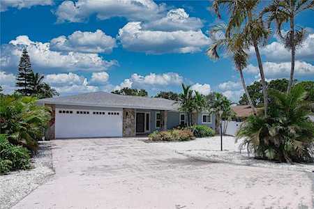 7719 25th Ave W Bradenton, FL 34209