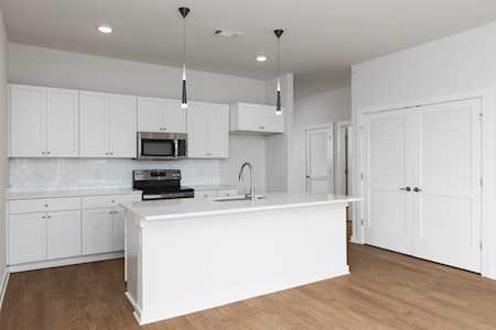 600 E Trinity Ln #301 Nashville, TN 37207