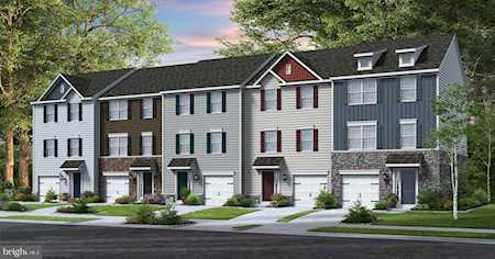 153 Sussex Place Shrewsbury, PA 17361