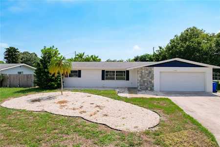 2414 33rd St W Bradenton, FL 34205