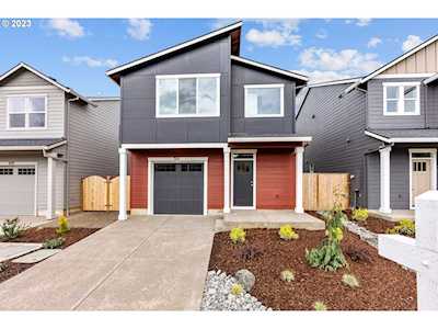 301 E Barbaras WAY Newberg, OR 97132