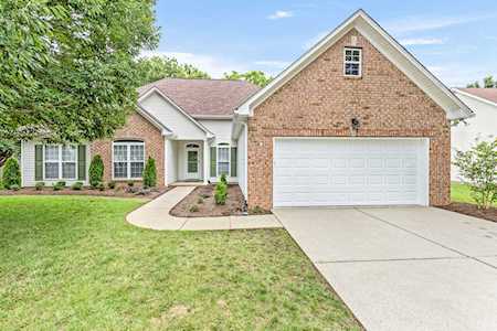 2146 Loudenslager Dr Thompsons Station, TN 37179