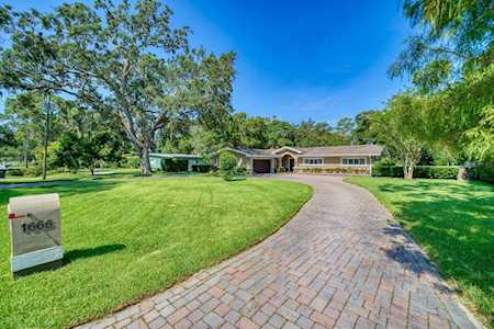 1666 Robin Hood Ln Clearwater, FL 33764