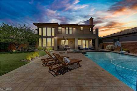 9648 Bella Di Mora St Las Vegas, NV 89178