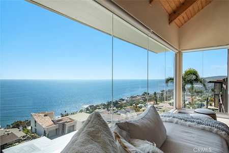 568 Alta Vista Way Laguna Beach, CA 92651