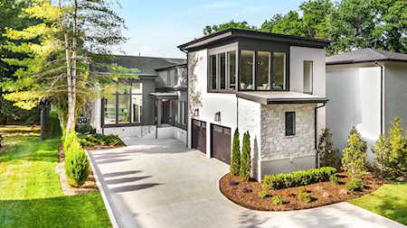 1152 Sewanee Rd Nashville, TN 37220