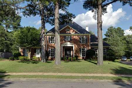 4572 Whisperwood Dr Collierville, TN 38017