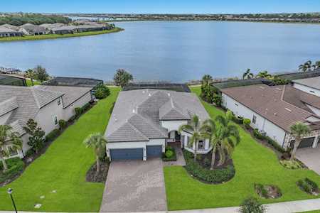 7740 Grande Shores Dr Sarasota, FL 34240