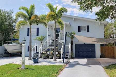 328 Crosswinds Dr Palm Harbor, FL 34683