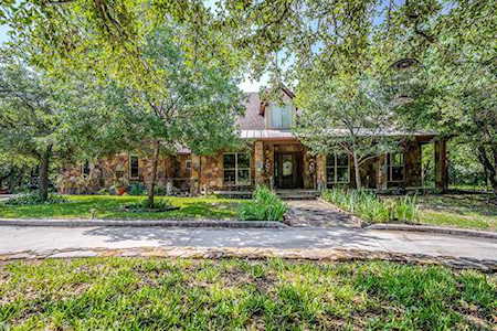 7200 Brady Oaks Drive Fort Worth, TX 76135