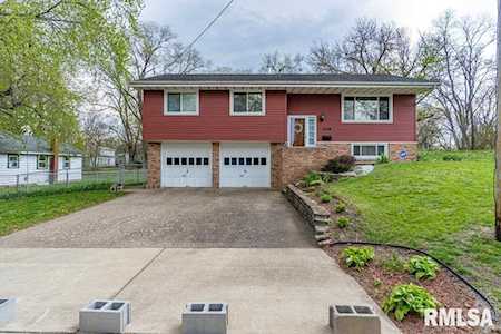 2608 W Fremont St Peoria, IL 61605