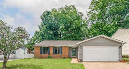 452 Wyn Dr Newport News, VA 23608