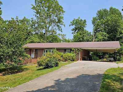 753 Robinson Dr Loudon, TN 37774