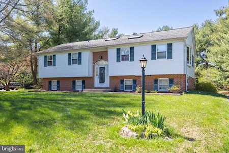 126 W Savannah Dr Bear, DE 19701