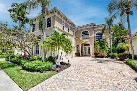 6261 N Via Venetia Delray Beach, FL 33484