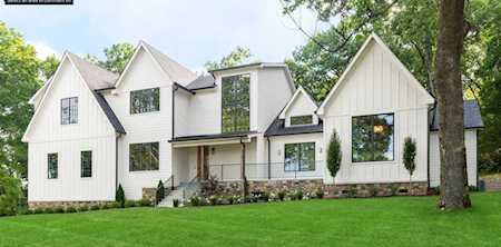 215 Skyline Dr Brentwood, TN 37027