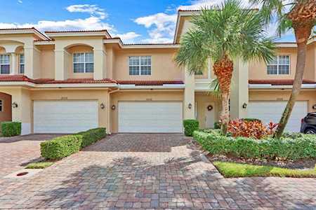 5006 W Vine Cliff Way Palm Beach Gardens, FL 33418